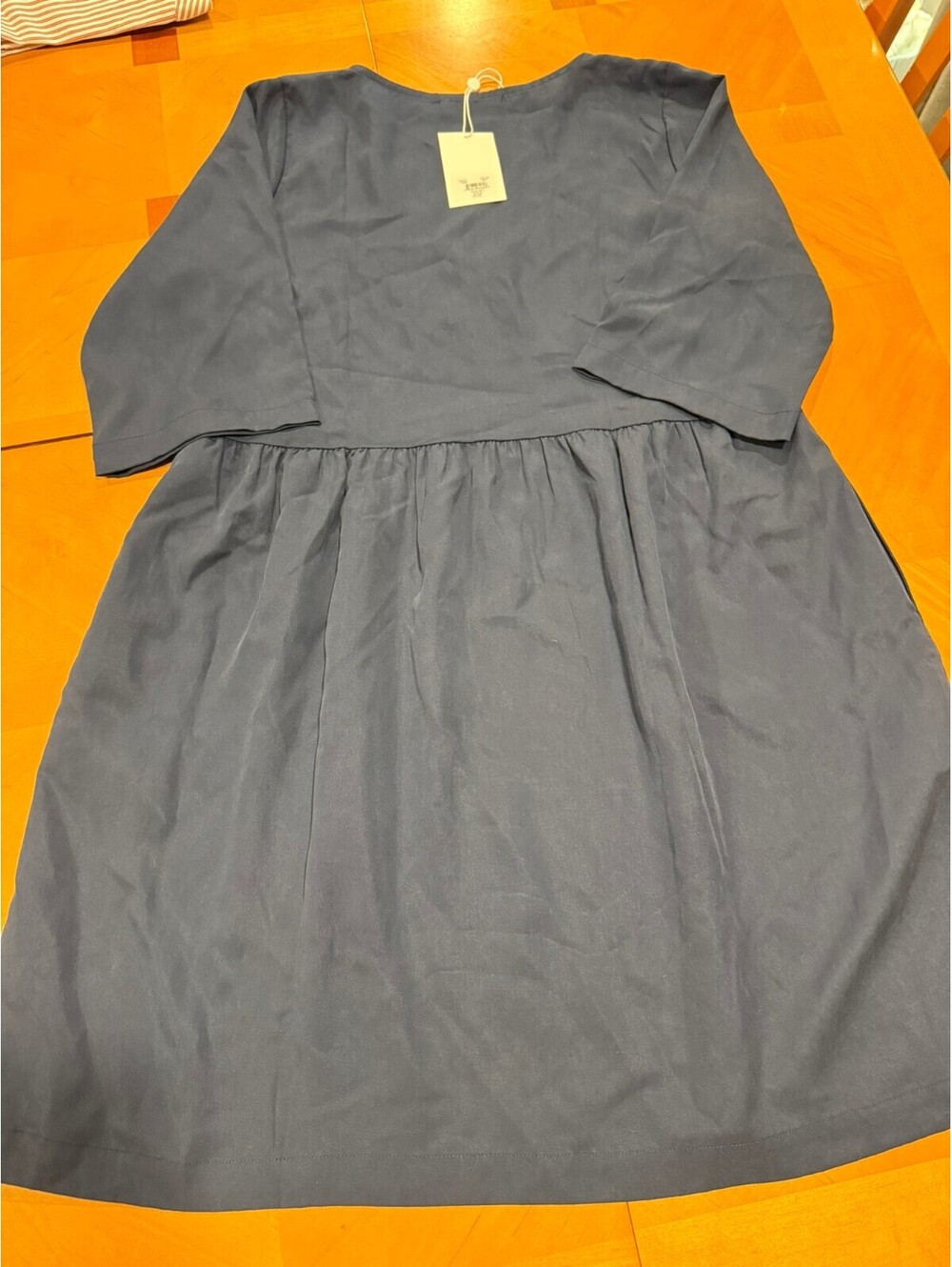 NWT LA Relaxed Viman Navy Lyocell Pocket Dress Size M 6–8 - Picture 9 of 9